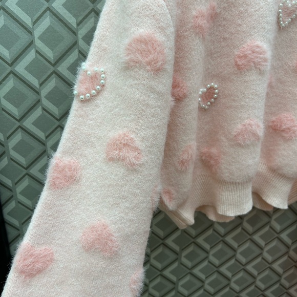 Light Pink Sweater Pearl Heart Embellishments Valentines 💕💗 - Picture 6 of 8